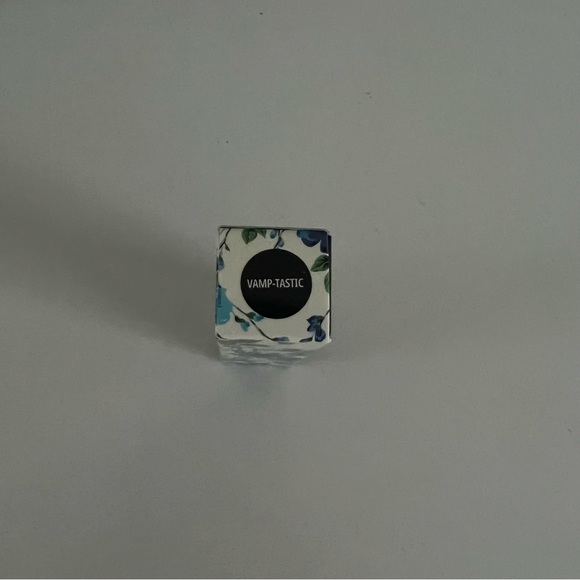 MAC MATTE LIPSTICK / RICHARD QUINN - Picture 3 of 3